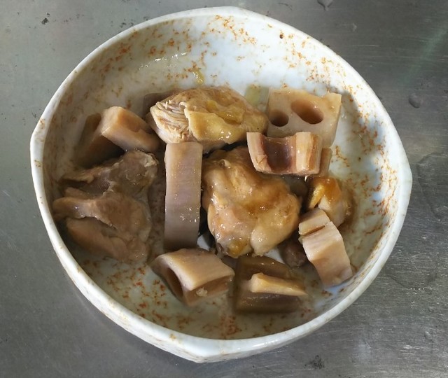 鶏肉とレンコン煮物.jpg