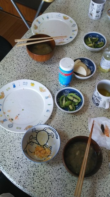 23118 朝飯 終わり.jpg